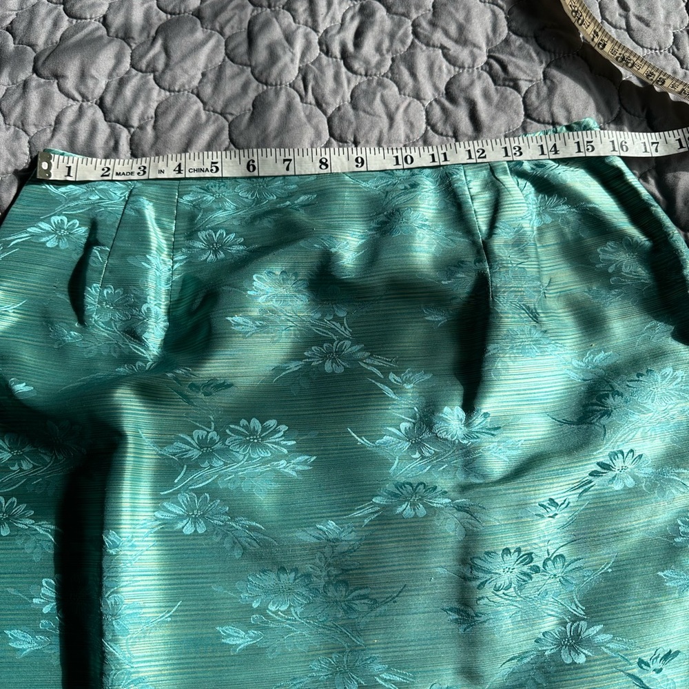 TA Travis Eyers 100% silk Floral Blazer and Skirt Set - Picture 8 of 13